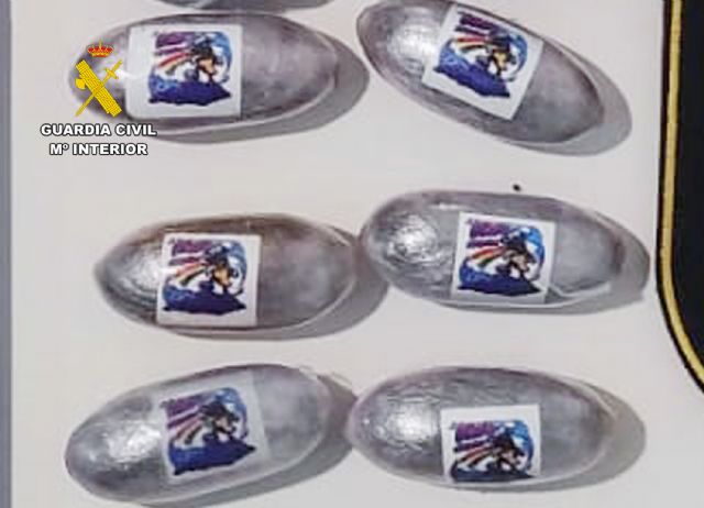 La Guardia Civil detiene in fraganti a un joven mientras realizaba un transporte de droga en Cartagena - 1, Foto 1