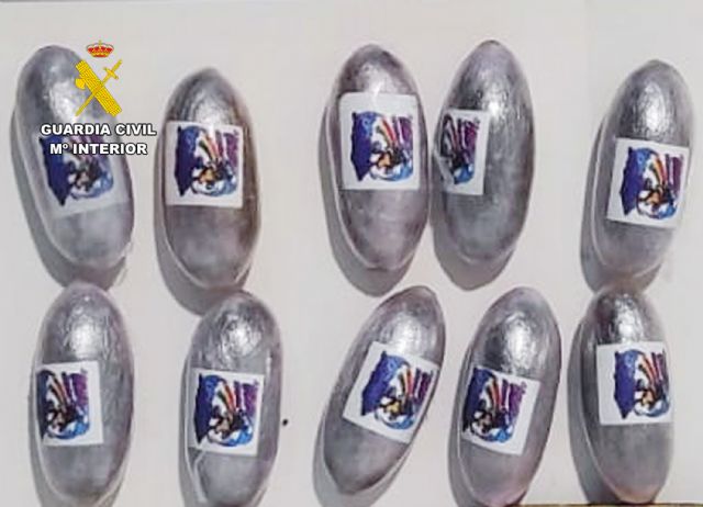 La Guardia Civil detiene in fraganti a un joven mientras realizaba un transporte de droga en Cartagena - 4, Foto 4