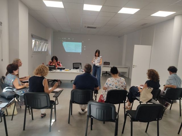 El Ayuntamiento avanza en la elaboraci�n del II Plan de Prevenci�n en el Absentismo y Abandono Escolar Temprano en el municipio de �guilas