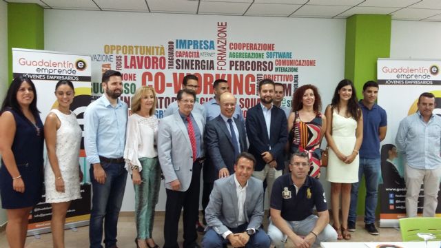 Carrillo informa a los jóvenes empresarios lorquinos de los créditos para inversiones avalados por el gobierno - 2, Foto 2