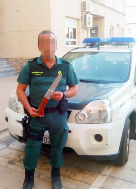 La Guardia Civil detiene a una persona por intimidar con una navaja a varios jóvenes en una zona de ocio - 1, Foto 1