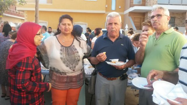 La Aljorra celebró una jornada de puertas abiertas con la comunidad islámica para conocer sus actividades - 4, Foto 4