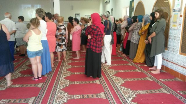 La Aljorra celebró una jornada de puertas abiertas con la comunidad islámica para conocer sus actividades - 5, Foto 5