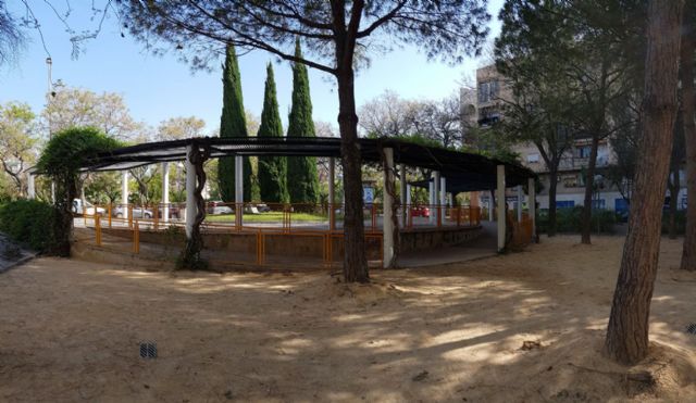 Finaliza la remodelación integral del jardín junto a Escultor Sánchez Lozano en San Andrés - 1, Foto 1