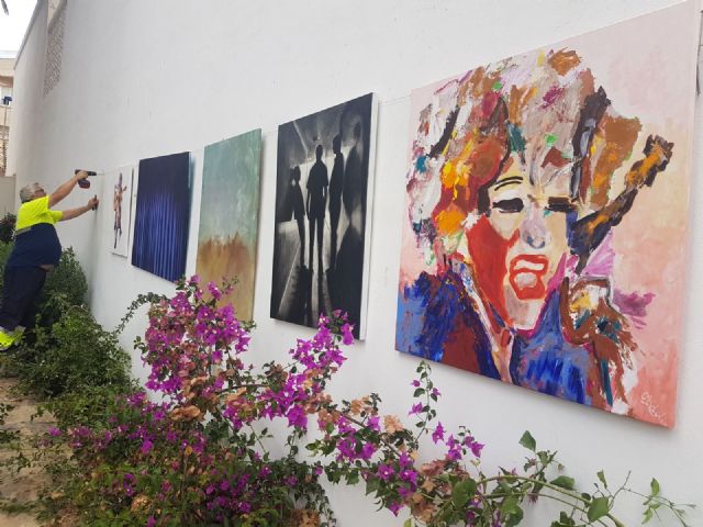 La exposición de pintura Volum.4 Variaciones en torno al Jazz llega a la Casa Barnuevo, en Santiago de la Ribera con obras de gran formato - 1, Foto 1