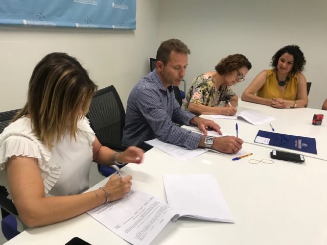El Ayuntamiento de Torre Pacheco firma convenios de colaboración con varias asociaciones y colectivos - 1, Foto 1