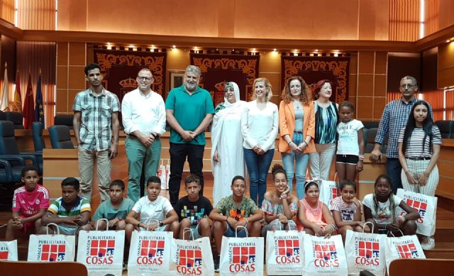 Recepción en el Ayuntamiento de Molina de Segura a una representación de los niños y niñas saharauis que participan en el programa Vacaciones en Paz 2019 - 1, Foto 1