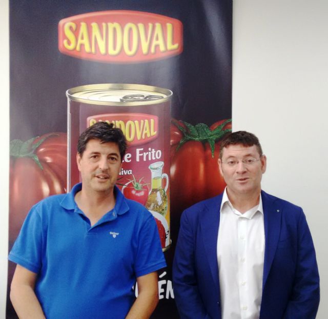 El Ayuntamiento de Molina de Segura visita la empresa Conservas Sandoval SL para conocer sus instalaciones - 1, Foto 1