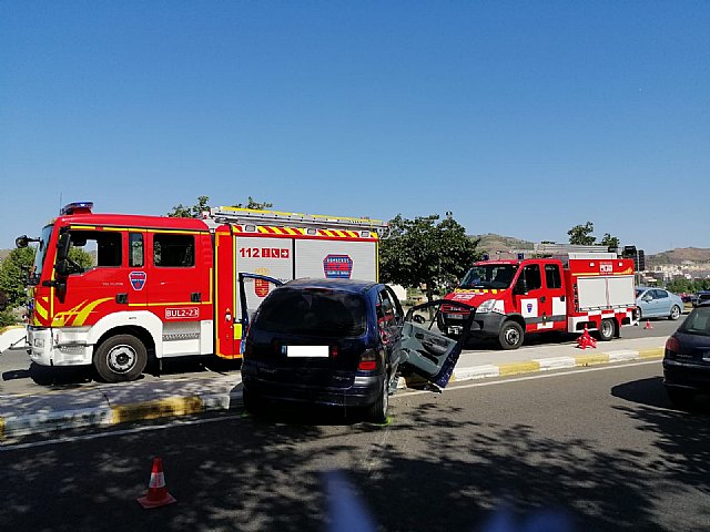 Rescatan y trasladan al hospital a un herido en accidente de tráfico - 1, Foto 1
