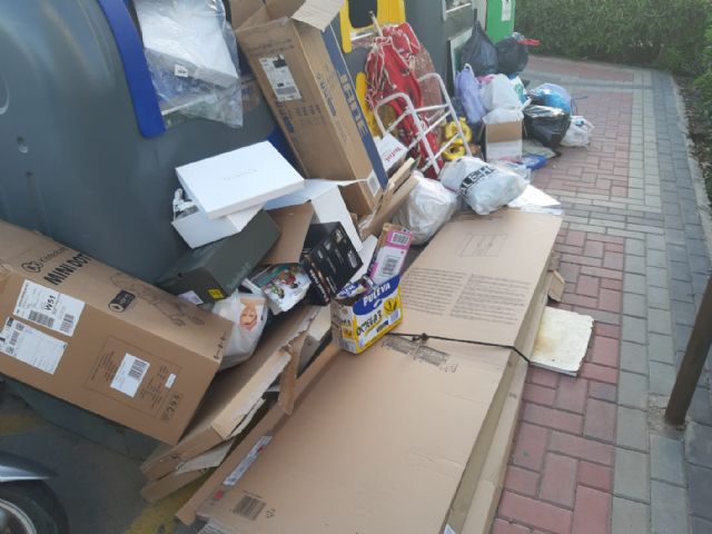 Reverte: Es urgente que la alcaldesa de Águilas realice un plan de limpieza integral en el municipio - 1, Foto 1