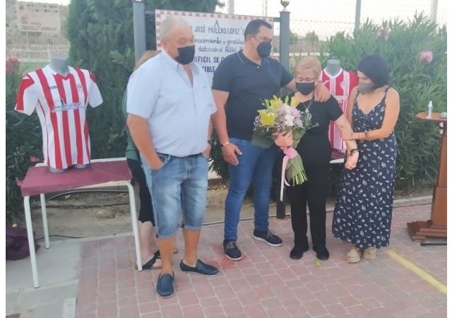 La Concejalía de Deportes rinde un homenaje, a título póstumo, a Juan José Mulero López “El Fary” por su contribución al deporte de base, Foto 7