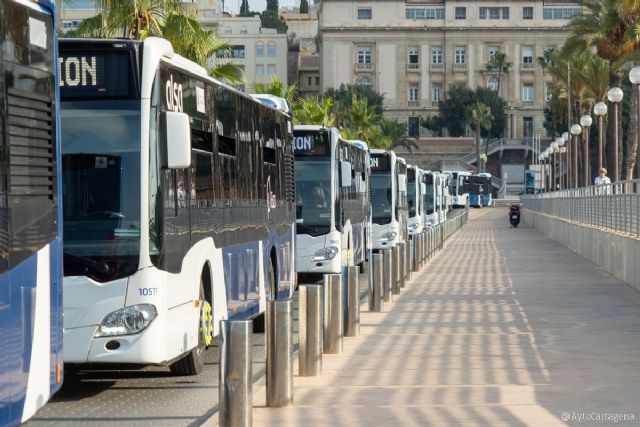 El Ayuntamiento renueva la quinta parte de los autobuses urbanos con diez unidades menos contaminantes y más eficientes - 1, Foto 1