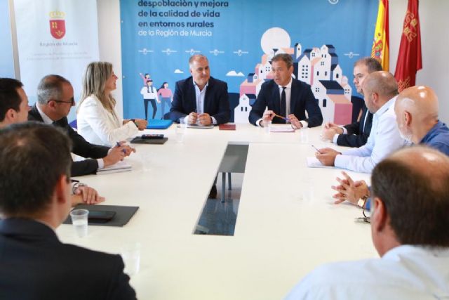 La Comunidad instalará este año trece cajeros automáticos en zonas afectadas por la despoblación - 1, Foto 1