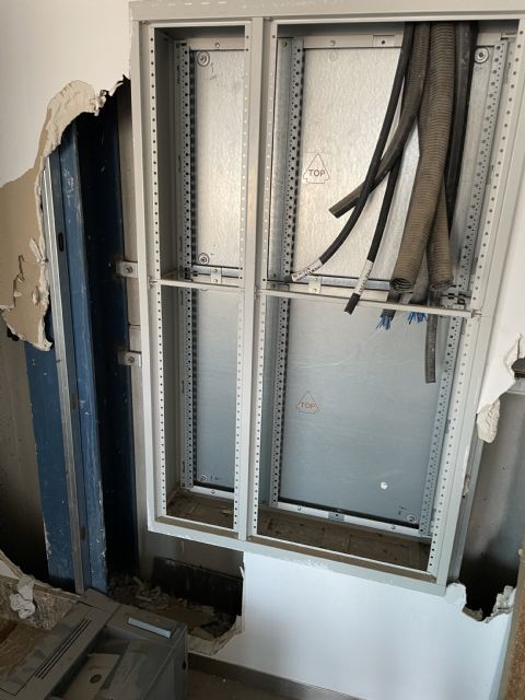 El asalto a unas instalaciones en la ciudad del automóvil y el robo del sistema eléctrico del colector en Torre del Obispo empeoran la oleada de inseguridad - 2, Foto 2