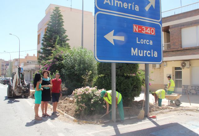 El Ayuntamiento pone en marcha un plan integral de remodelación de parques y jardines en Puerto Lumbreras - 2, Foto 2
