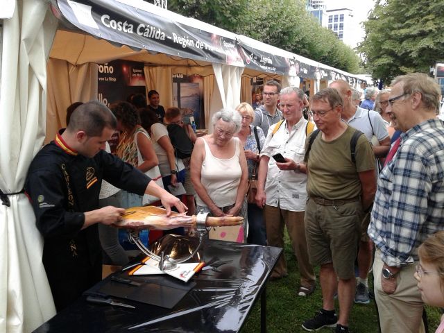 La oferta gastronómica y turística de la Región, en el principal festival cultural de Fráncfort - 1, Foto 1