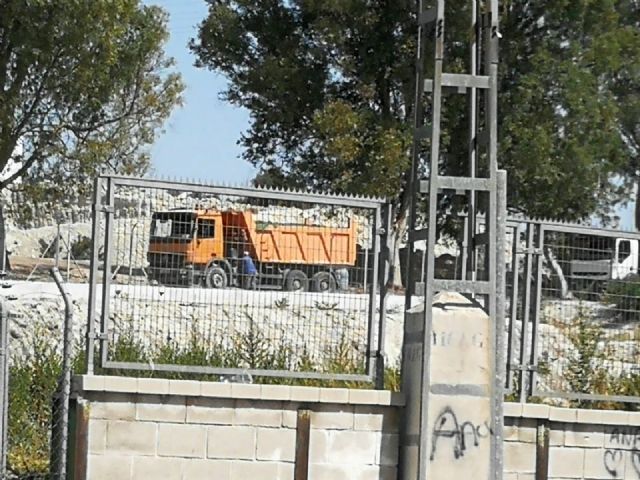 El Partido Popular denuncia vertidos ilegales de una obra municipal - 1, Foto 1