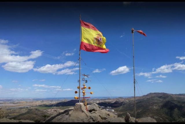 Bomberos de Cartagena rescatan a dos jóvenes que se desorientaron de noche en el monte Porpuz - 1, Foto 1