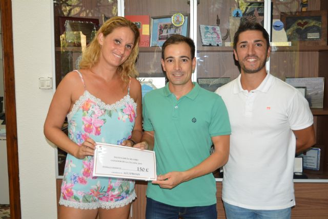 El ganador de la cucaña vuelve a donar su premio a la protectora Aguiproan - 1, Foto 1