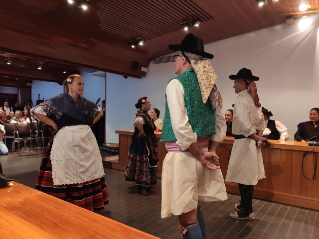 El grupo Coros y Danzas “El Pinar” participa en el Festival Nacional de Folklore de Puertollano - 1, Foto 1