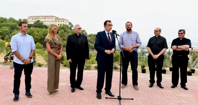 El Ayuntamiento pone a punto el Santuario de la Fuensanta con la construcción de un nuevo mirador de 1.000m2 - 3, Foto 3