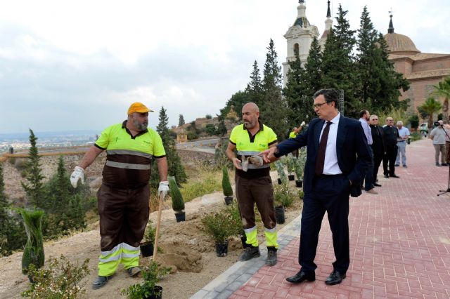El Ayuntamiento pone a punto el Santuario de la Fuensanta con la construcción de un nuevo mirador de 1.000m2 - 4, Foto 4