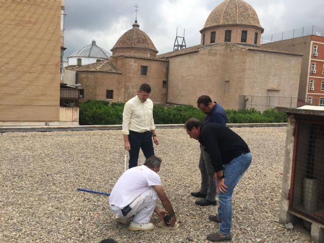 La Concejalía de Comercio está efectuando labores de limpieza y adecuación de las Plazas de Abastos de Saavedra Fajardo, Vistabella, San Andrés, La Alberca, Cabezo de Torres y Espinardo - 1, Foto 1