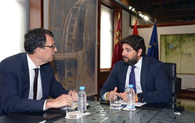 El presidente de la Comunidad, Fernando López Miras, se reúne con el alcalde de Murcia, José Ballesta - 1, Foto 1