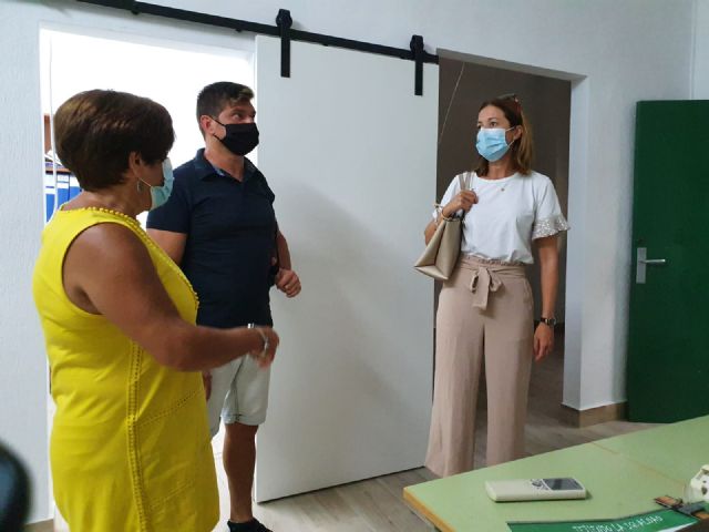 Las obras de mantenimiento y adaptación al protocolo sanitario por la COVID-19 marca el inicio del curso escolar - 1, Foto 1