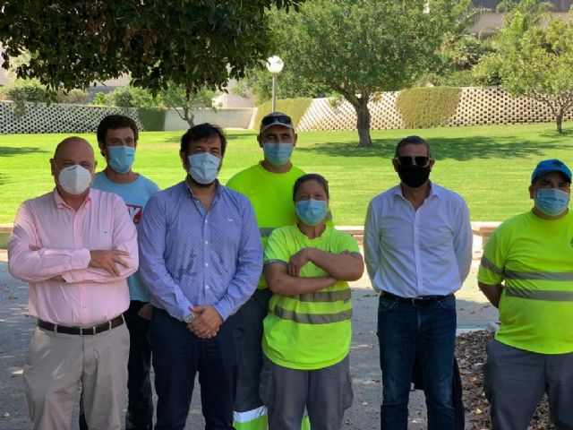 Miguel Motas y José Luján visitan a los trabajadores de Fundown Plant en el Campus de Espinardo - 3, Foto 3