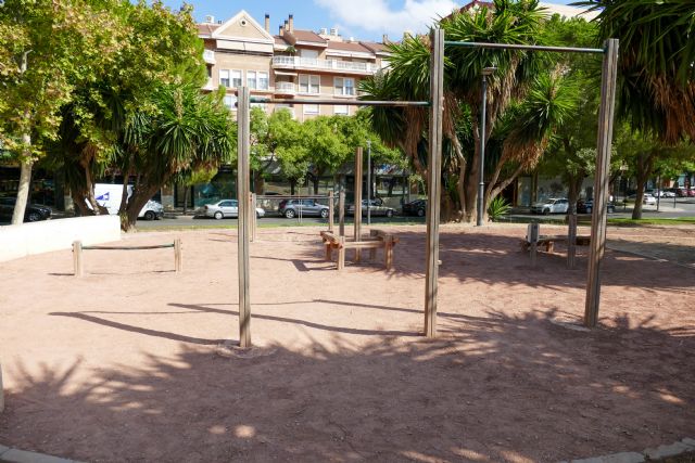 Murcia apuesta por el deporte al aire libre con la instalación de cinco nuevas zonas de calistenia - 4, Foto 4