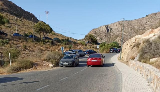 Los vecinos de El Portús piden un aparcamiento decente al Ayuntamiento - 1, Foto 1
