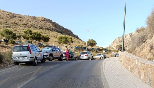 Los vecinos de El Portús piden un aparcamiento decente al Ayuntamiento - 2, Foto 2