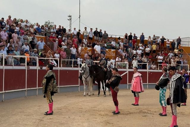 Las Torres de Cotillas disfruta de la corrida benéfica de las fiestas patronales a favor de la iglesia de Nuestra Señora de la Salceda - 3, Foto 3