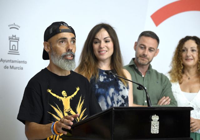 El Ayuntamiento de Murcia reconoce a 'SúperPaco' tras convertirse en la primera persona con parálisis cerebral en alcanzar a pie la cima del Mulhacén - 3, Foto 3