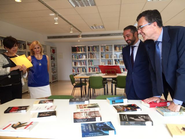 La nueva biblioteca municipal de Espinardo abre sus puertas con 14.500 libros y más de 600 metros cuadrados - 1, Foto 1