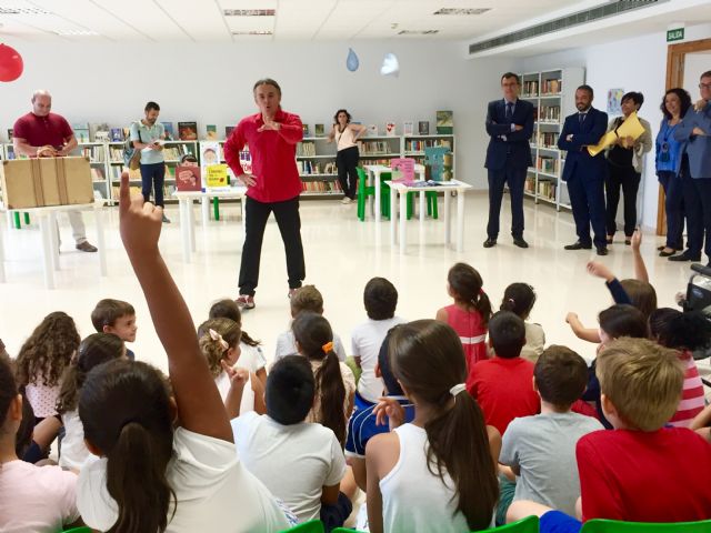 La nueva biblioteca municipal de Espinardo abre sus puertas con 14.500 libros y más de 600 metros cuadrados - 2, Foto 2