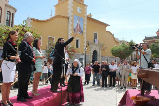 Bendecido el primer mosto en las Fiestas del Vino - 2, Foto 2