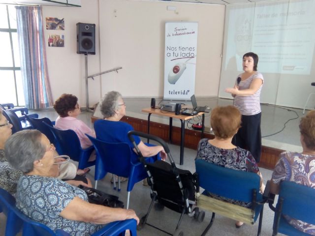 Vuelve, tras las vacaciones, el programa de charlas del servicio de Teleasistencia, Foto 1