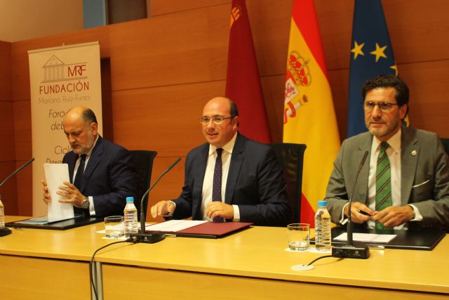 Pedro Antonio Sánchez: La Región de Murcia está profundamente orgullosa de su identidad y a la vez hace gala de su pertenencia a España - 3, Foto 3