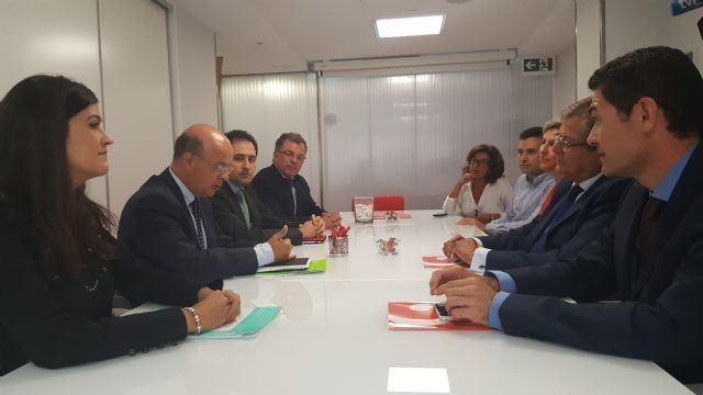 Empresas y profesionales serán los primeros en acceder a la administración electrónica regional - 1, Foto 1