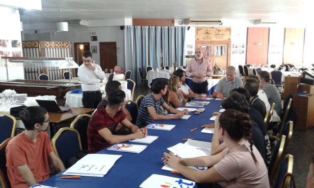 San Pedro del Pinatar acoge un curso de camarero de banquetes impartido por profesionales del CCT - 1, Foto 1