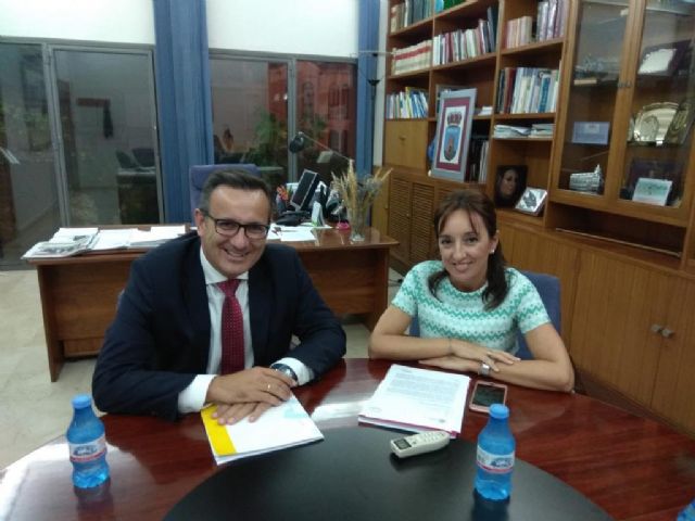 El Delegado del Gobierno se reúne con la Alcaldesa de Bullas - 2, Foto 2