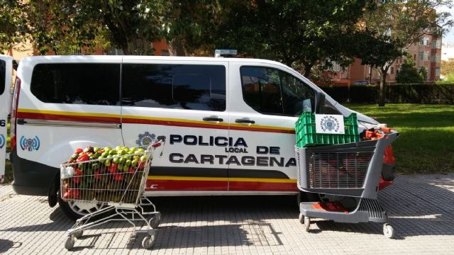 Policía Local decomisa 130 kilos de fruta en el mercadillo de Ribera de San Javier - 1, Foto 1