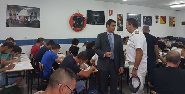 Convocatoria extraordinaria del PER en el Centro de Buceo de la Armada - 1, Foto 1