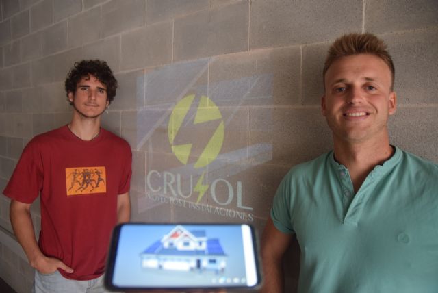 Dos egresados de la UPCT crean una empresa de proyectos e instalaciones fotovoltaicas - 1, Foto 1
