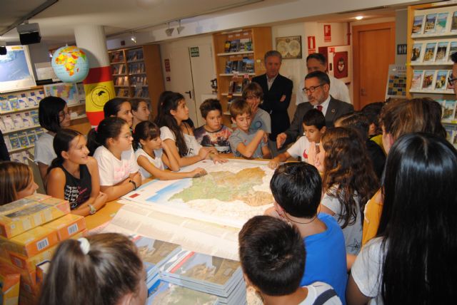 La Delegación del Gobierno potencia las visitas formativas a la Casa del Mapa para fomentar entre los escolares conceptos y técnicas básicas de información geográfica - 1, Foto 1