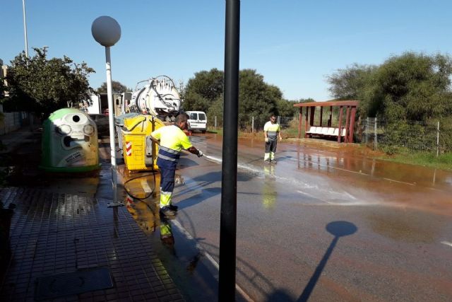 Última fase de los trabajos de limpieza en los pueblos del Mar Menor - 1, Foto 1