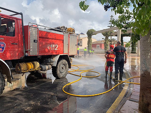 Servicios de emergencia de la Región de Murcia siguen trabajando hoy jueves en la reparación de daños ocasionados por las inundaciones - 1, Foto 1