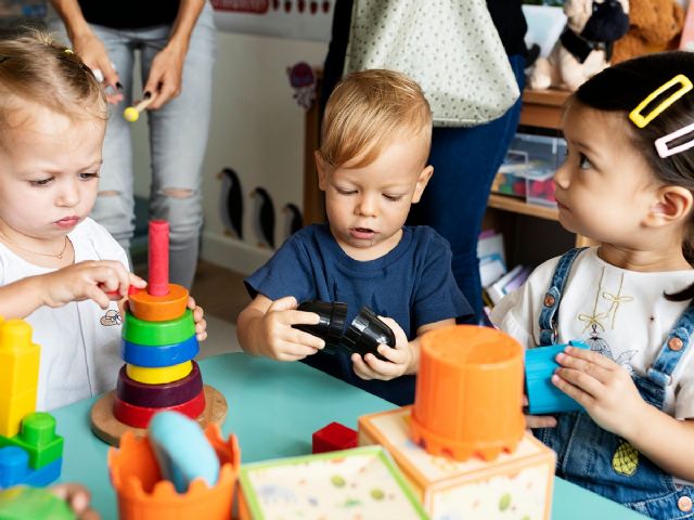 SATSE reclama guarderías en los centros sanitarios para favorecer la conciliación de la vida laboral y personal - 1, Foto 1